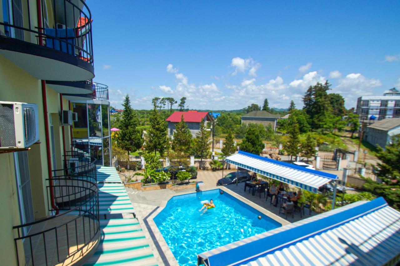 Delta Hotel อูเรคี ภายนอก รูปภาพ