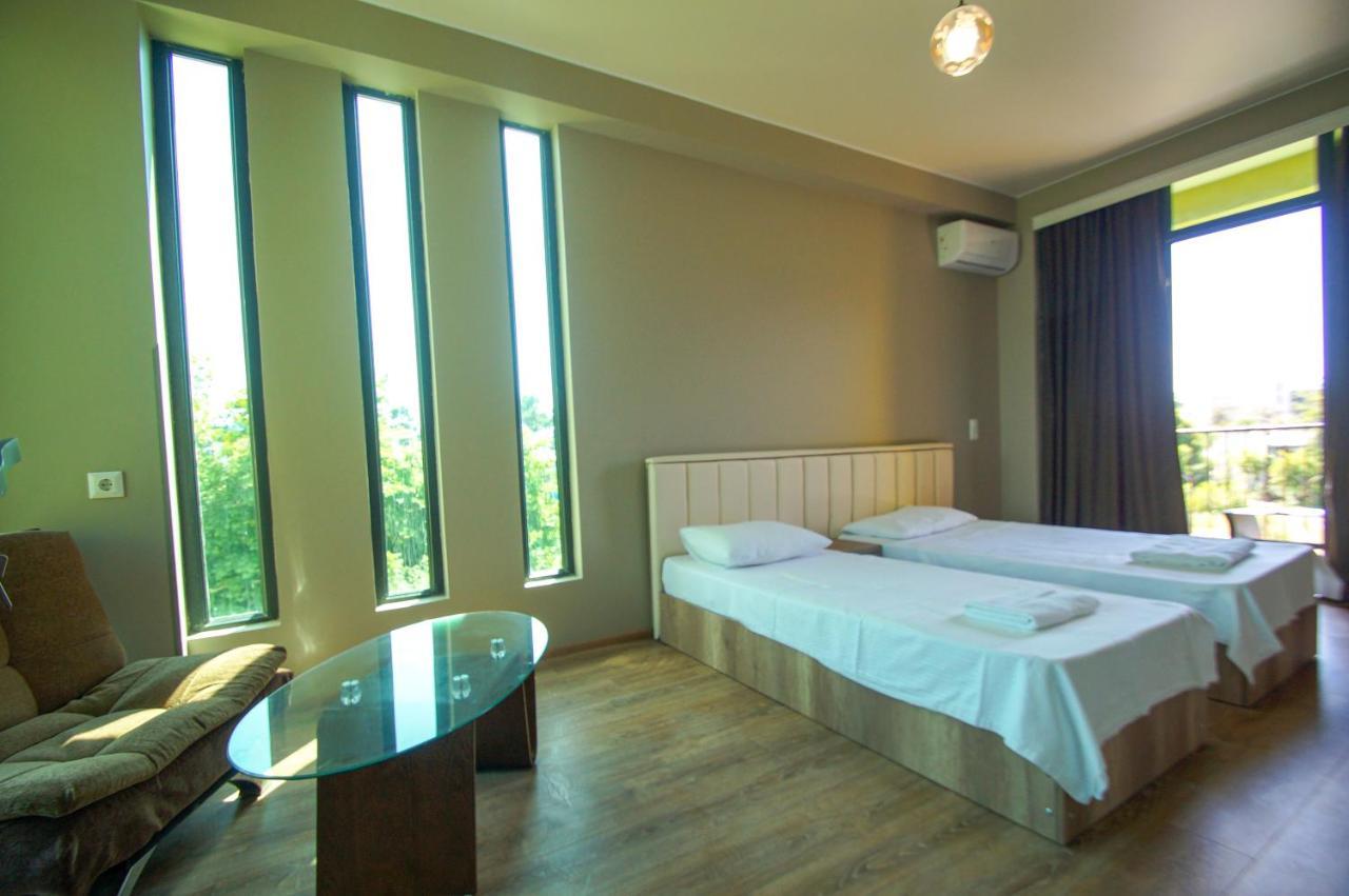 Delta Hotel อูเรคี ภายนอก รูปภาพ