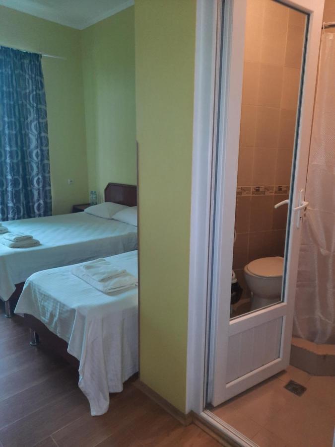 Delta Hotel อูเรคี ภายนอก รูปภาพ